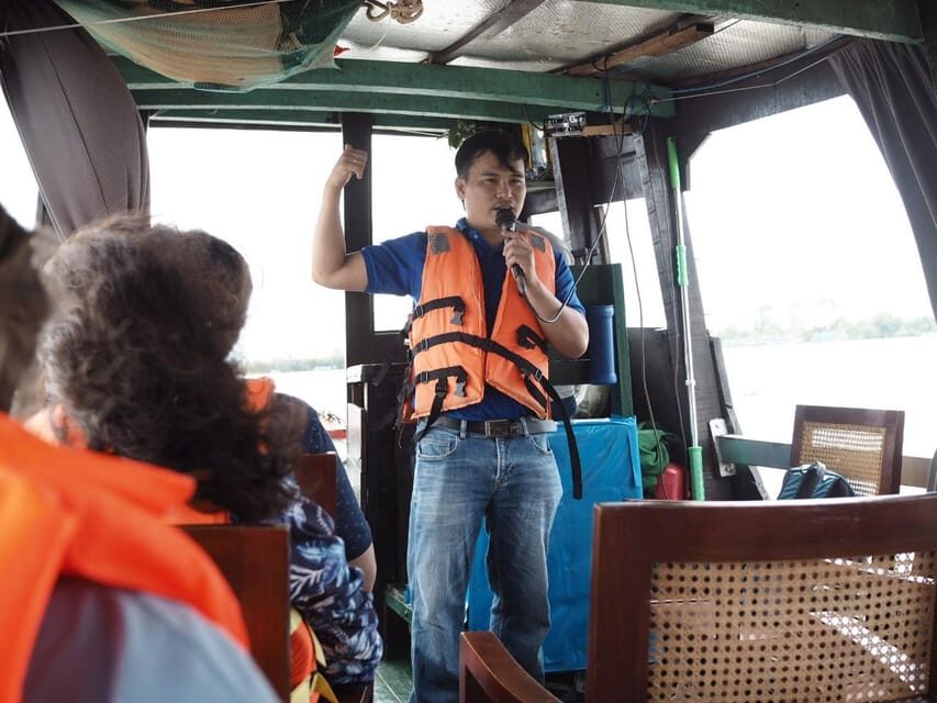 Cu Chi Tunnels and Mekong Delta Full Day Tour - Don ca tai tu and Fruit Stops: The Culture Part You’ll Actually Remember