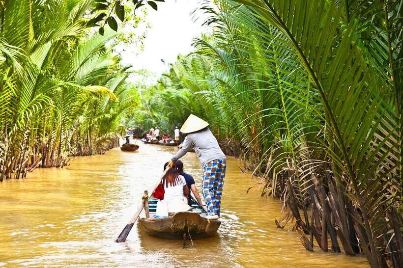 HCMC: Cu Chi Tunnels & Mekong Delta VIP Tour by Limousine - Hotel pickup in HCMC: the comfort vs. the clock